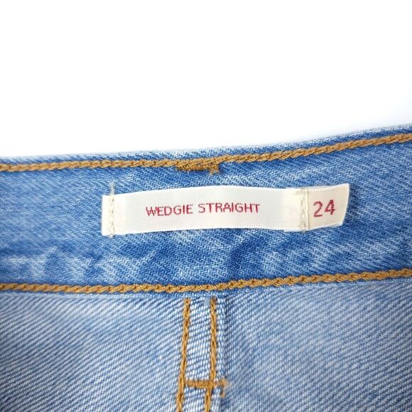 LEVIS Premium Wedgie Straight Distressed Knee Raw Hem Ankle Crop Jeans 24 x 26 - Picture 2 of 11